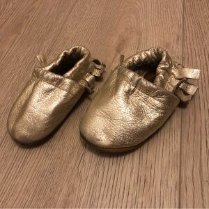 Starry Knight Design Leather Gold Moccasins Fringe & Rubber Sole Toddler 4